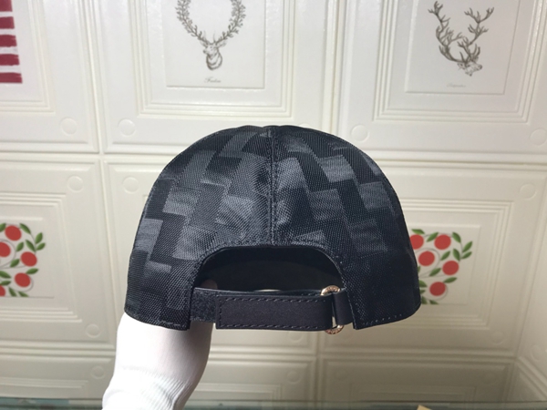 ブランド帽子側面デザイン